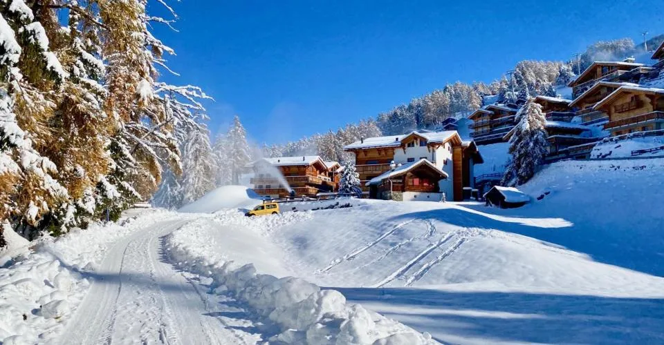 Superbe appartement de 5.5 pièces en attique (ski-in & ski-out) sur les pistes de ski à Veysonnaz