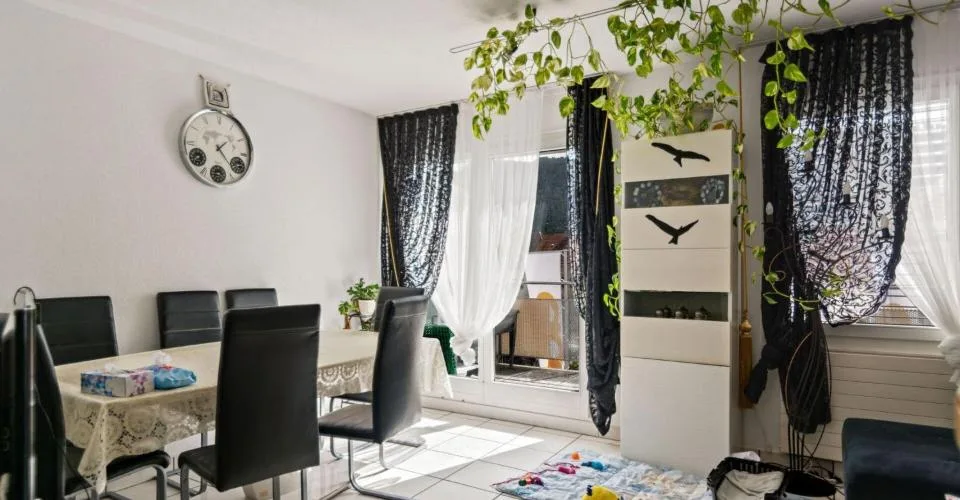 St-Imier, duplex de 4.5 pces avec balcon et place de parc