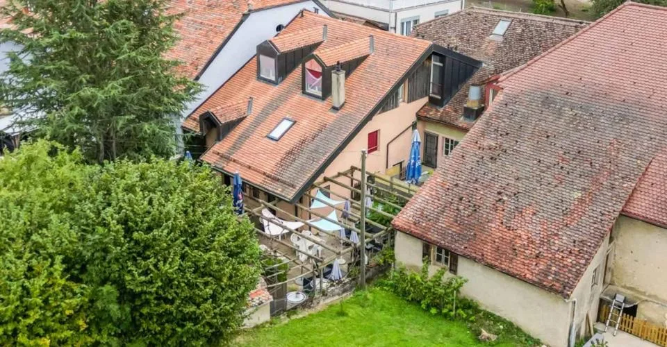 Immeuble mixte à Agiez – photo 7 sur 9