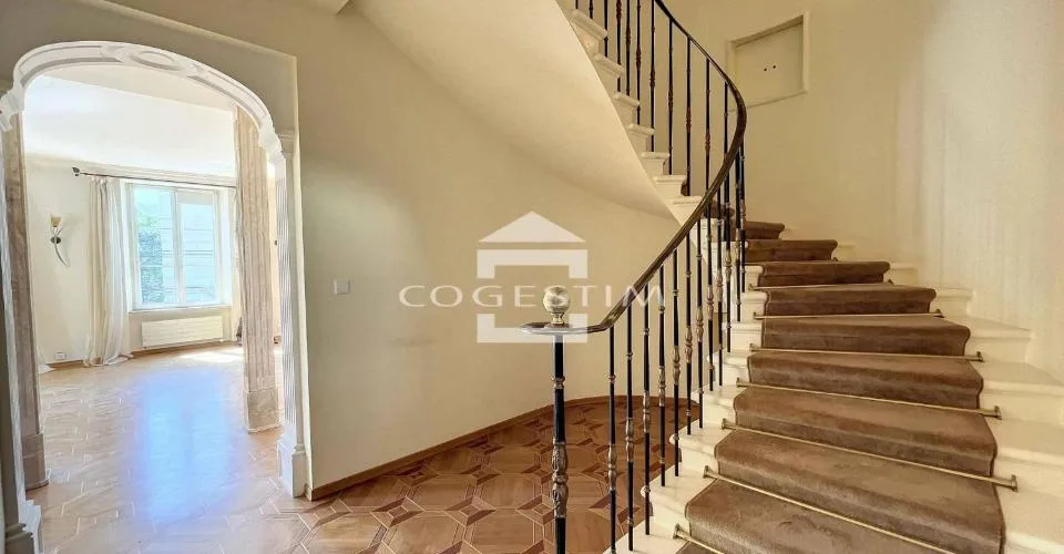 Magnifique et spacieux duplex