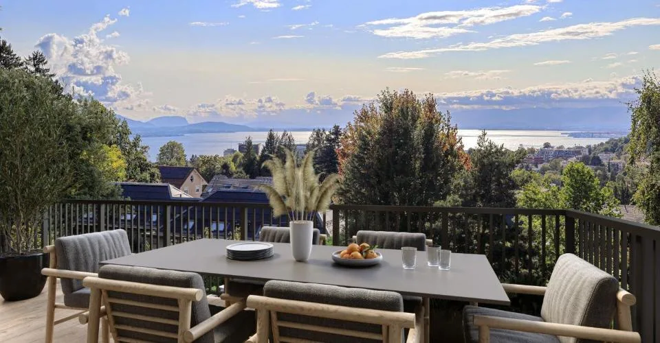CHANTIER OUVERT | Magnifique duplex avec vue lac – Foto 3 von 8