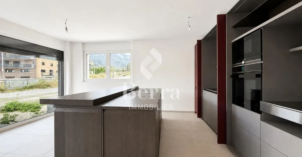 Disponible de suite ! Appartement de 4.5 pcs en rez-de-jardin – Foto 3 von 13