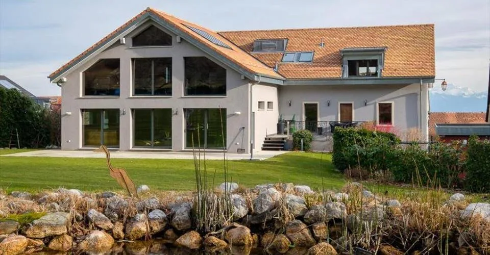 Propriété de Maître 12 pièces à Montricher