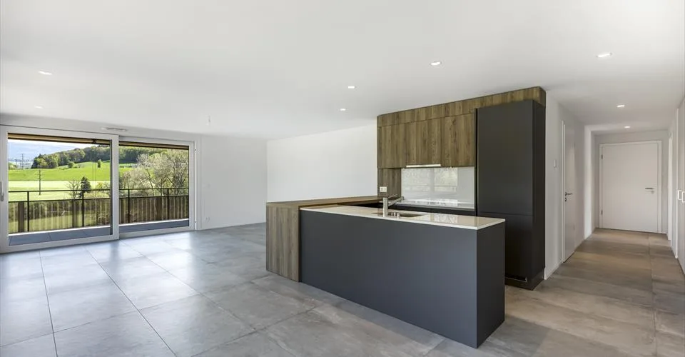 "Magnifique appartement de 4,5 pièces avec beau dégagement
