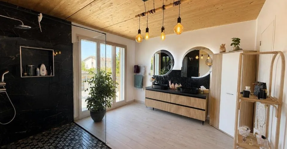 Villa de 6 pièces de 320 m² habitables à vendre à Miécourt