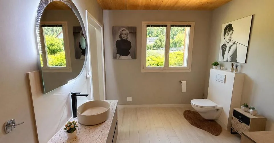 Villa de 6 pièces de 320 m² habitables à vendre à Miécourt