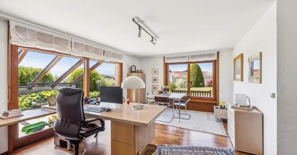 Élégante villa de prestige dans un quartier prisé à Villars-sur-Glâne – photo 10 of 13