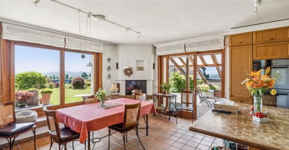 Élégante villa de prestige dans un quartier prisé à Villars-sur-Glâne – photo 5 of 13