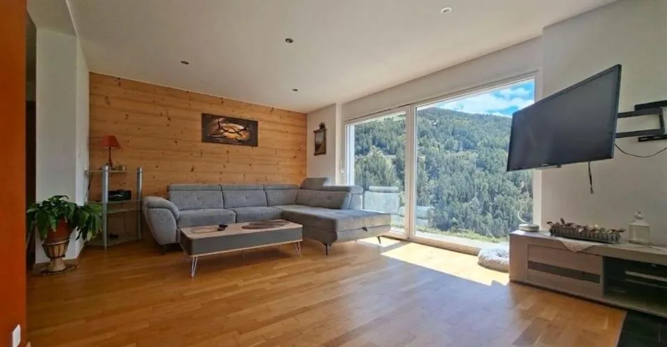Villa de deux appartements avec raccard et carnotzet – Foto 3 von 13