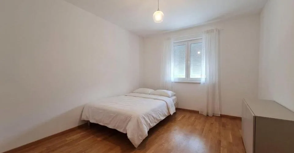 Villa de deux appartements avec raccard et carnotzet – Foto 5 von 13