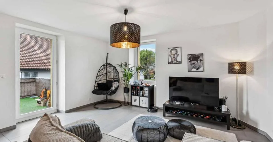 Immeuble locatif de rendement au coeur de Champagne (VD)