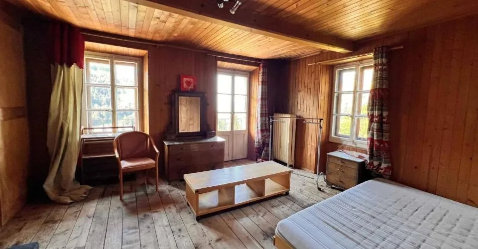 Immeuble d'habitation de deux logements à rénover – Foto 4 von 12