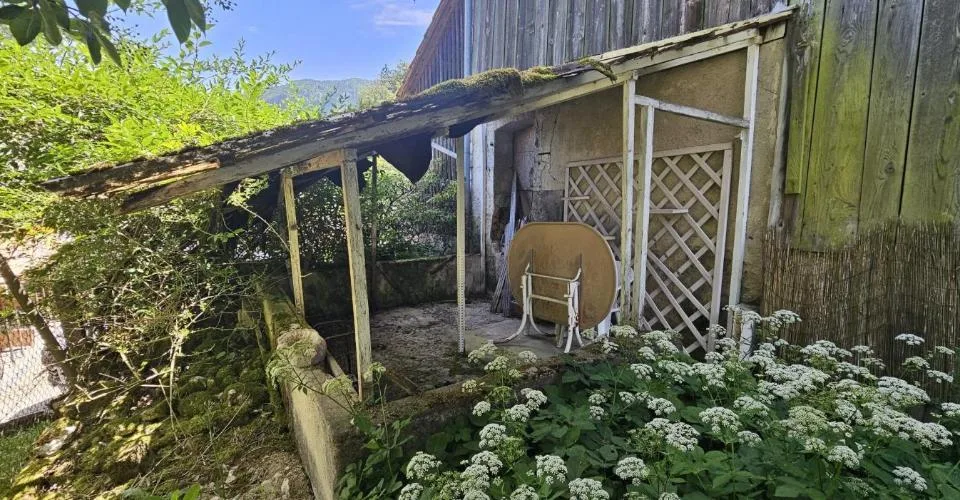 À vendre à Perrefitte maison de 7.5 pièces à rénover – Foto 13 von 13
