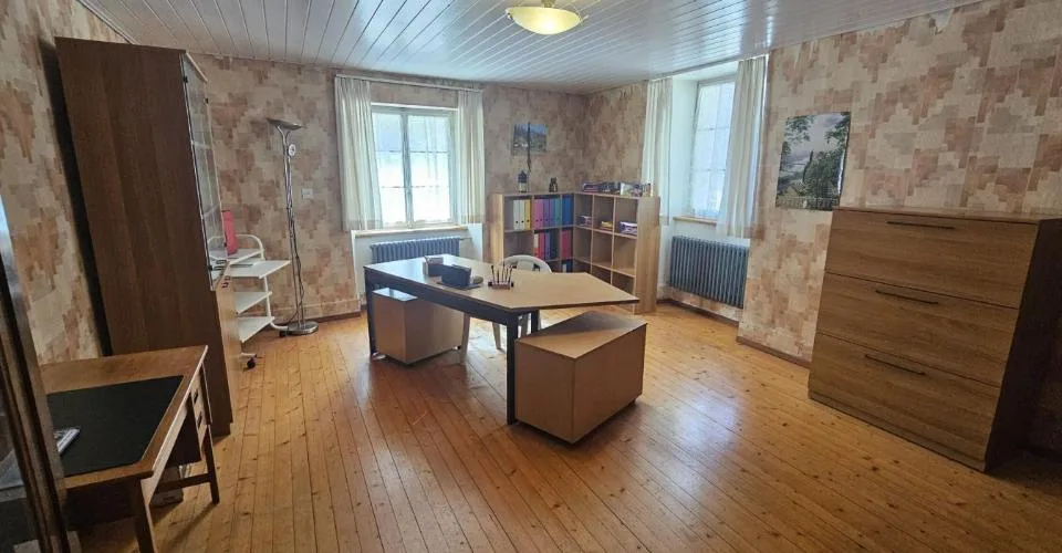 À vendre à Perrefitte maison de 7.5 pièces à rénover – Foto 7 von 13
