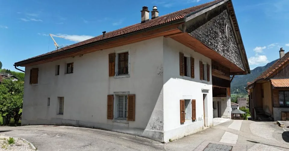 À vendre à Perrefitte maison de 7.5 pièces à rénover – Foto 4 von 13