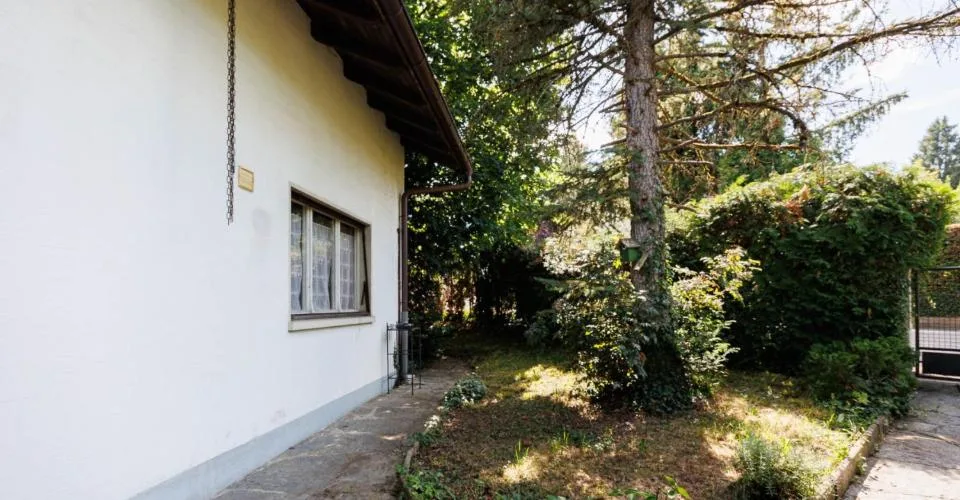 Maison familiale de 7 piÃ¨ces Ã DelÃ©mont avec terrain de 875 m2 – Foto 5 von 9
