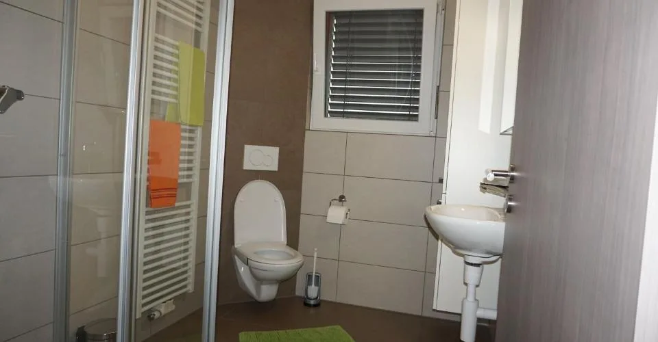 ARI-247 - Attique de 5,5 pièces pour 140 m2 habitable et 128 m2 de terrasse – Foto 6 von 13