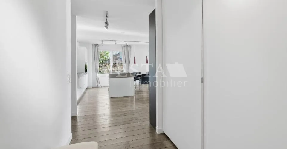 EXCLUSIVITÉ - APPARTEMENT AVEC VUE À MONTREUX