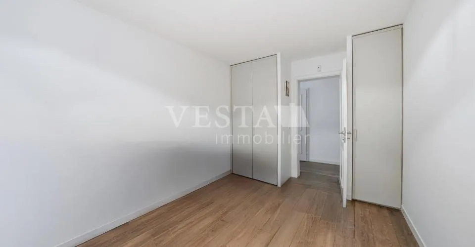 EXCLUSIVITÉ - APPARTEMENT AVEC VUE À MONTREUX