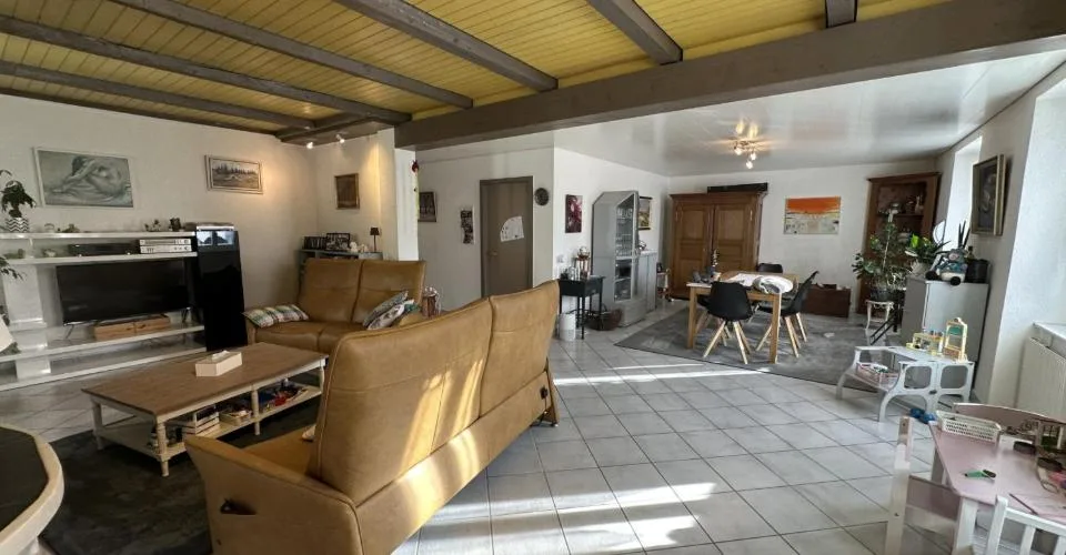 Maison à vendre de 3 logements avec grand terrain à Courgenay – Foto 5 von 13