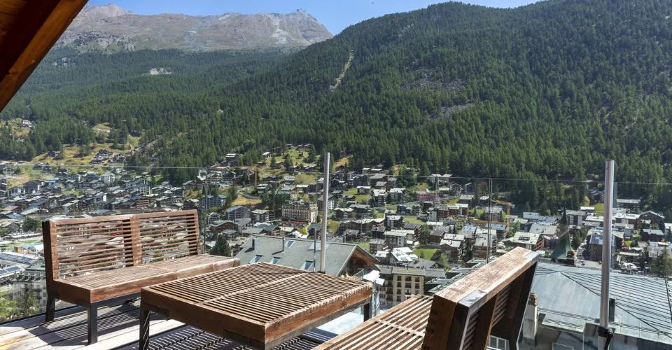 Extraordinaire appartement en triplex avec des vues époustouflantes – Foto 2 von 12