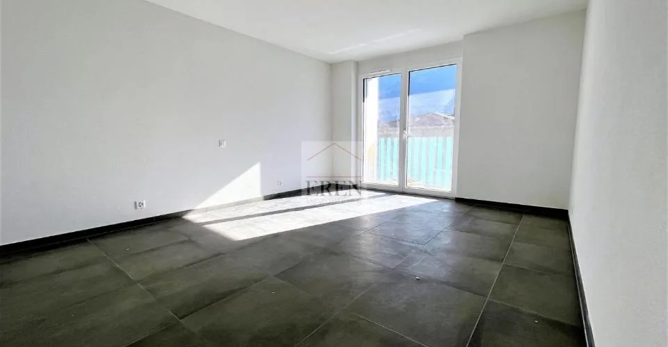 Spacieux attique 4,5p récent et moderne de 150 m2 sud-ouest avec finition de qualité au centre de Fully – photo 5 sur 13