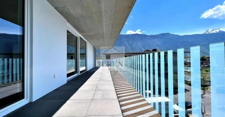 Spacieux attique 4,5p récent et moderne de 150 m2 sud-ouest avec finition de qualité au centre de Fully – photo 13 sur 13
