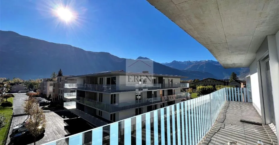 Spacieux attique 4,5p récent et moderne de 150 m2 sud-ouest avec finition de qualité au centre de Fully – photo 12 sur 13