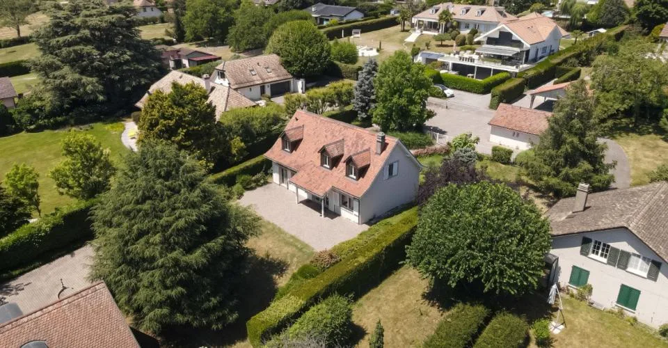 SAINT-PREX - DEUX VILLAS AU BORD DU LÉMAN, AVEC ACCÈS PRIVATIF AU LAC – foto 11 di 13