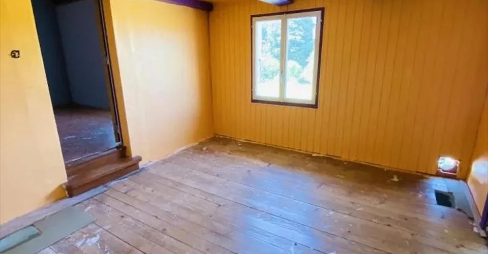 Maison à rénover! Avec beaucoup de potentiel
