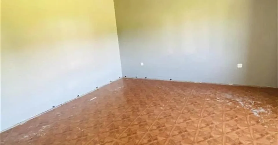 Maison à rénover! Avec beaucoup de potentiel