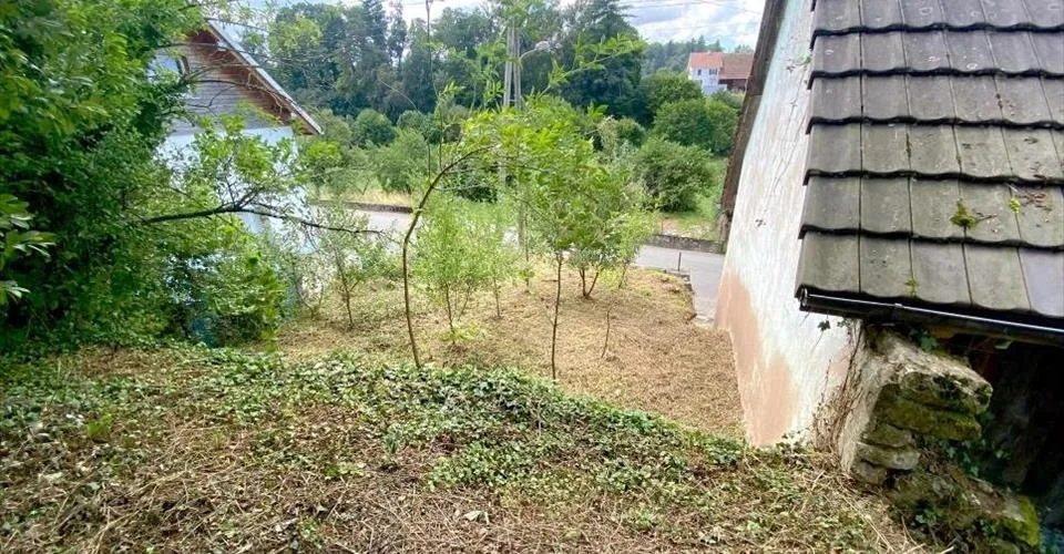 Maison à rénover! Avec beaucoup de potentiel