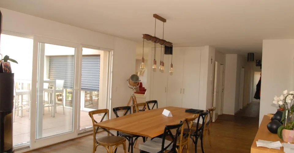 A vendre a Payerne, magnifique attique de 7 pièces de 194 m2 avec 2 terrasses – Foto 7 von 29