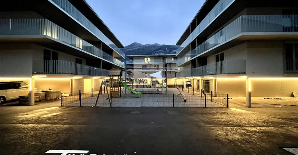 Spacieux attique 2,5p de 90m2 et grande terrasse de 29 m2 au centre de Fully – photo 35 sur 35