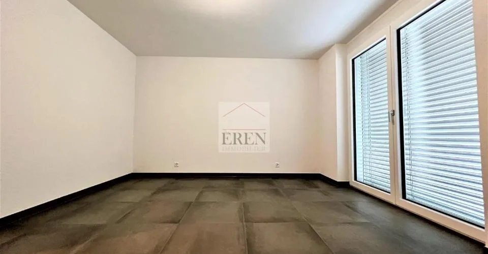 Spacieux attique 2,5p de 90m2 et grande terrasse de 29 m2 au centre de Fully – photo 30 sur 35