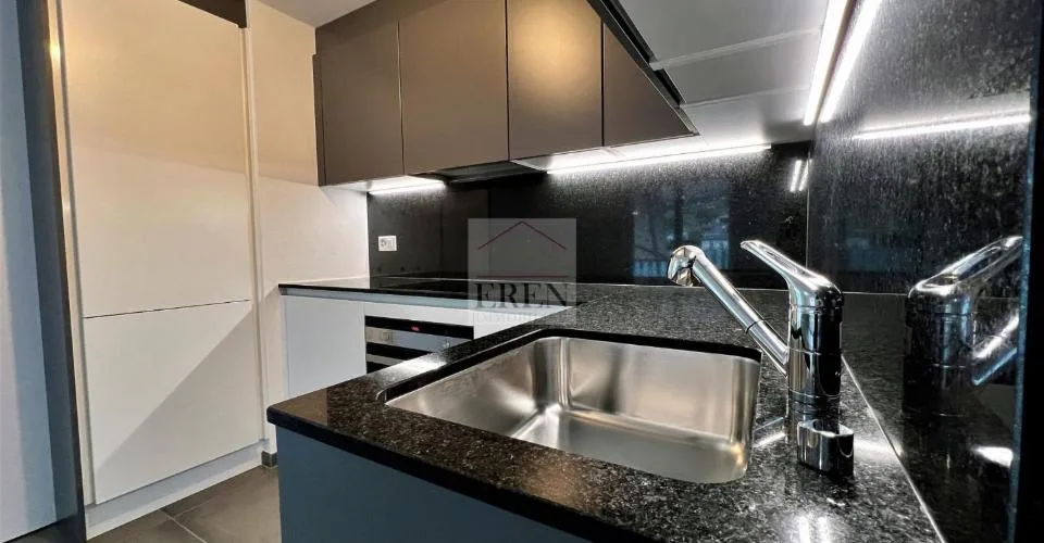 Spacieux attique 2,5p de 90m2 et grande terrasse de 29 m2 au centre de Fully – photo 26 sur 35