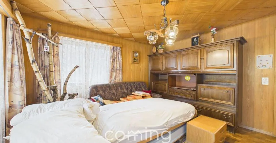 Vivre avec une vue imprenable dans le Lötschental - charmant appartement de 4,5 pièces à Wiler
