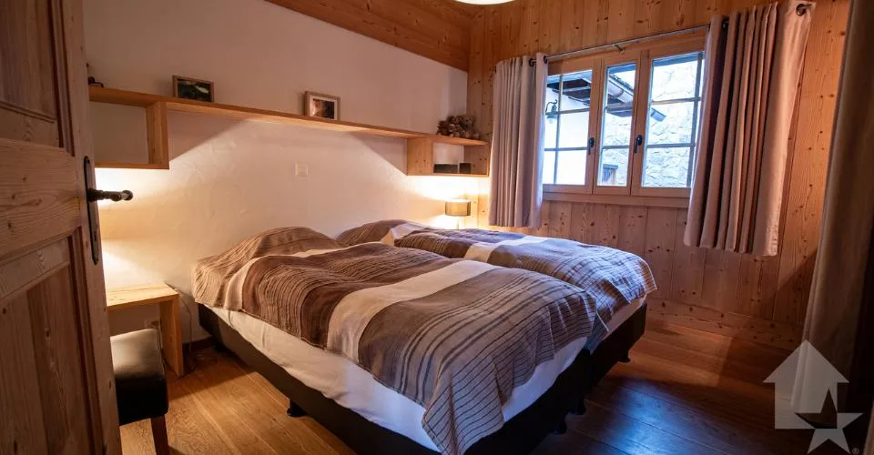 Séduisant appartement en duplex au centre du village – Foto 10 von 13