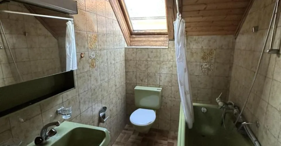 St-Imier, immeuble de 5 appartements avec possibilité d'acquérir 10 garages
