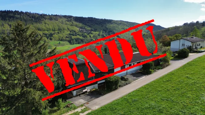 VENDU - Grande maison atypique de 8 pièces avec dépendance de 4 pièces, garage et véranda en lisière de champs