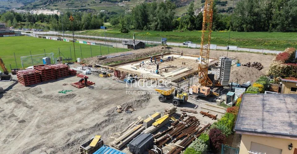 Appartement neuf de 2,5 pièces avec grand balcon à Grône