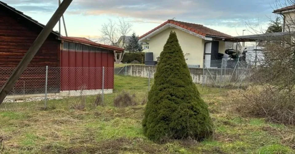 PROPRIÉTÉ À FORT POTENTIEL ? ALLE (JU) – Foto 2 von 3
