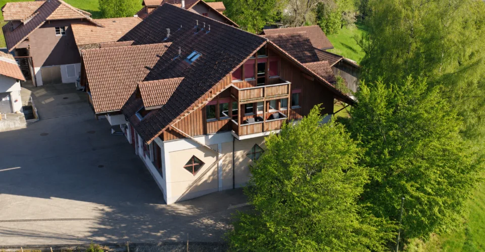 Wohn- und Geschäftshaus mit langfristigem Mietvertrag