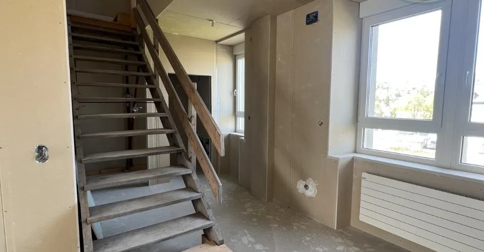 Duplex neuf à aménager avec terrasse : situation idéale à Porrentruy