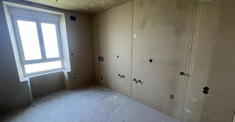 Duplex neuf à aménager avec terrasse : situation idéale à Porrentruy