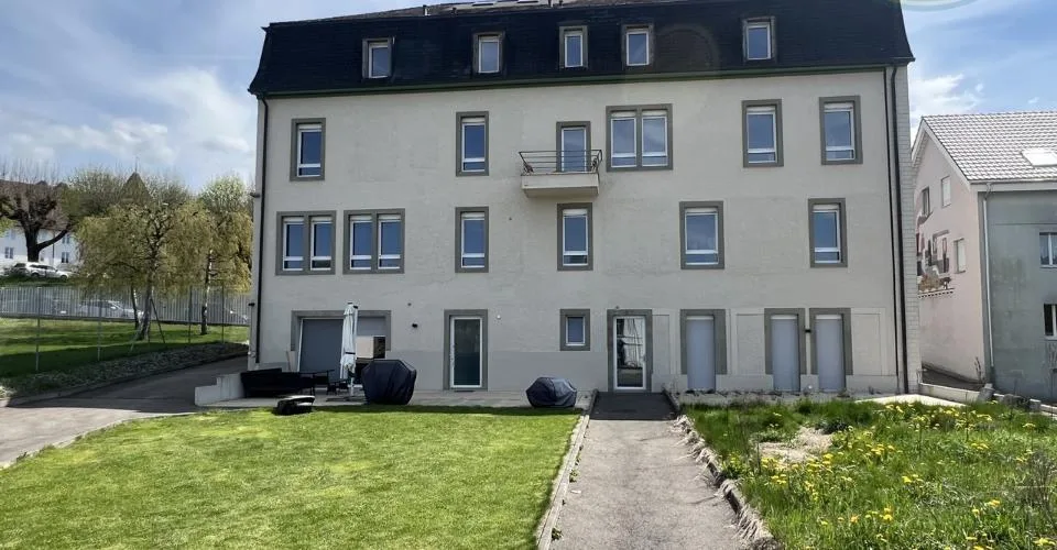 Attique neuf à aménager avec vue sur le château