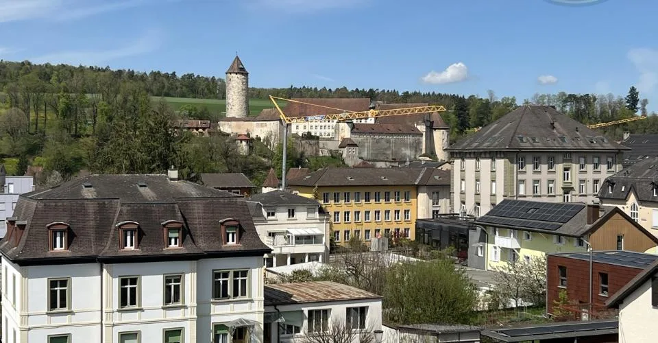 Attique neuf à aménager avec vue sur le château