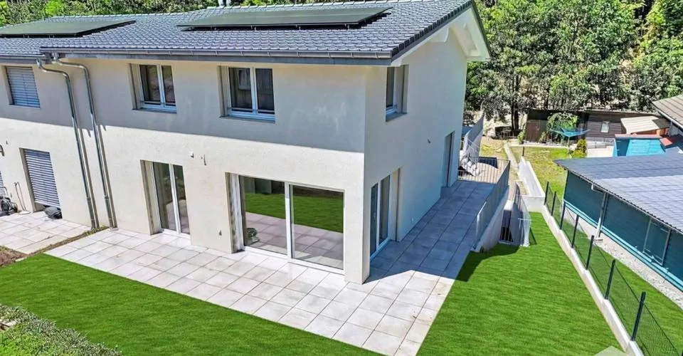 Villa contemporaine dans un cadre bucolique