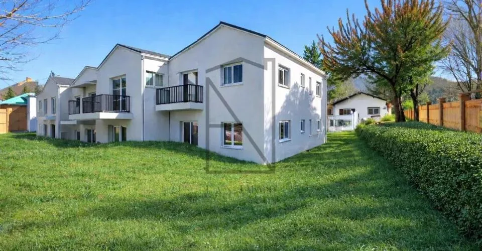 Attique de 5.5 pces en construction avec jardin privatif