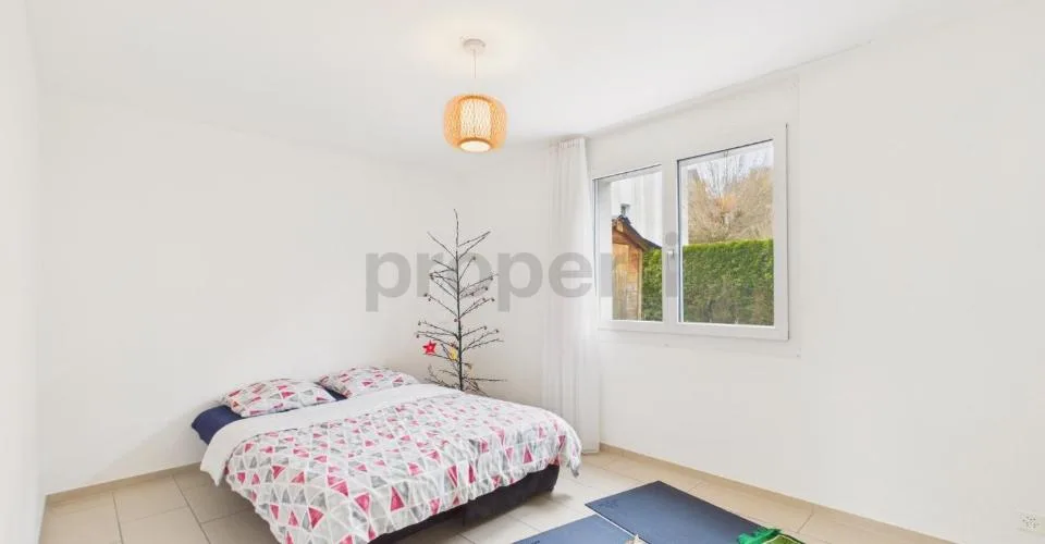 Appartement moderne de 5,5 pièces avec jardin de 290m2 à Wetzikon – photo 6 sur 13